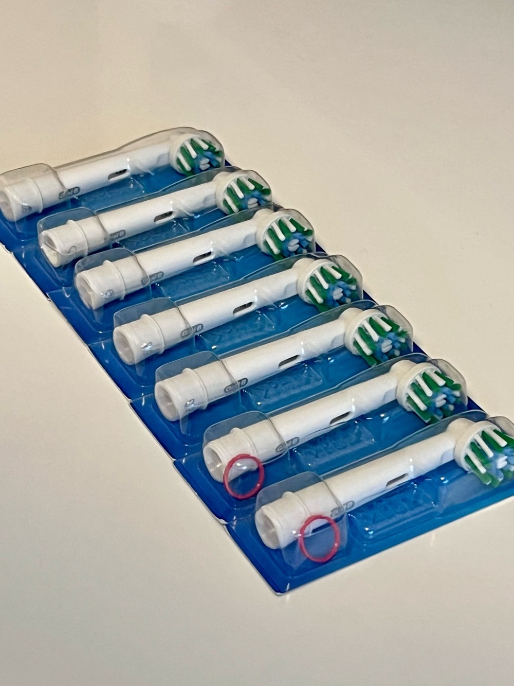 NWOT Oral-B Cross Action Replacement Electric Toothbrush Heads, 8ct